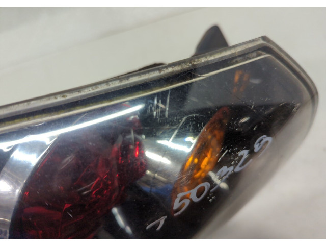 Задний фонарь