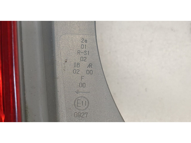 Задний фонарь Honda FRV