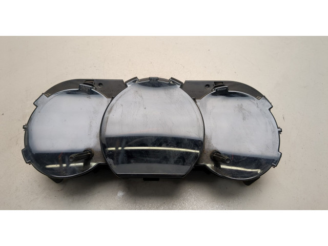 Панель приборов  Suzuki Grand Vitara 2005-2016            