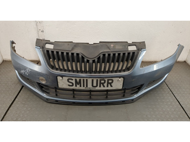 Бампер  Skoda Fabia 2007-2014 передний   