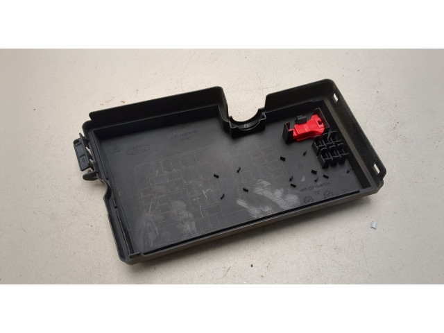 Крышка блока предохранителей  Ford Focus 3 2011-2015      AV6T14A076AB   