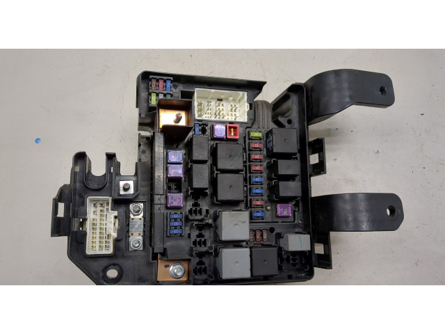 Блок предохранителей KIA Sorento 2009-2014