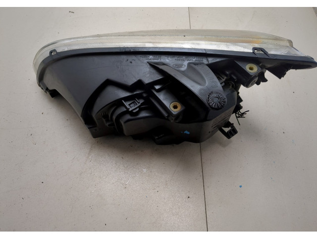 Фара передняя  Ford Focus 2 2005-2008 правая 
