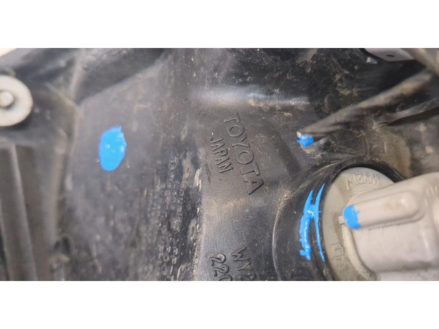 Фара передняя  Toyota Prius 2003-2009 левая 