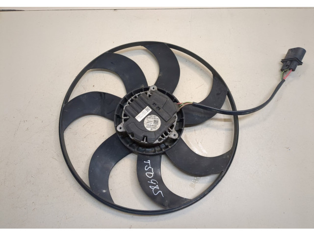 Вентилятор радиатора  Volkswagen Passat 8 2015-2025           