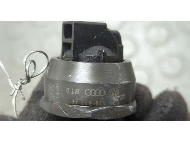 Форсунка топливная  Volkswagen Jetta 5 2004-2010         