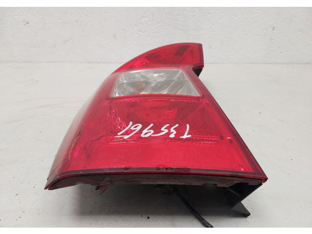 Задний фонарь        KIA Carens 2006-2012 