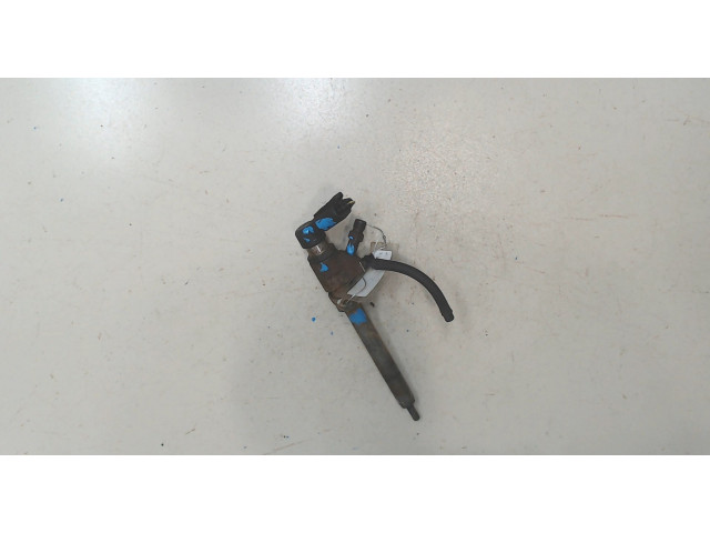 Форсунка топливная  Volvo S40 2004-    9657144580     