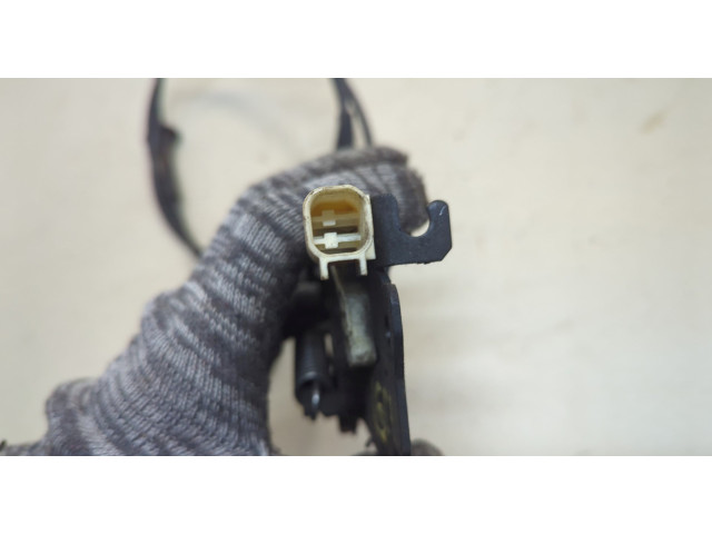 Замок капота  Ford Escape 2012-2015     