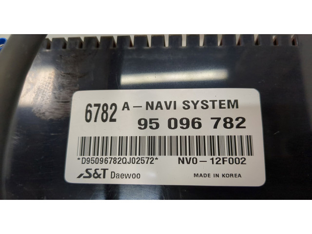 Дисплей бортового компьютера  Chevrolet Captiva 2011-2016 95096782       