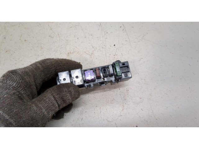 Блок предохранителей Mitsubishi Pajero 2006-2014