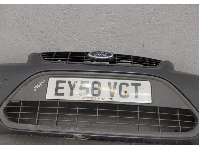 Бампер  Ford Focus 2 2005-2008 передний   