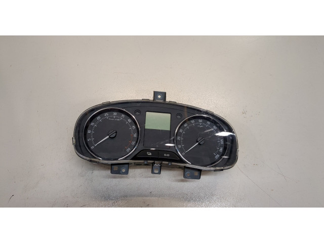 Панель приборов Skoda Fabia 2010-2014