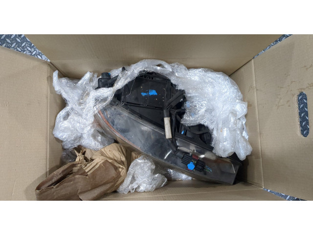 Фара передняя Volvo XC90 2002-2014 левая