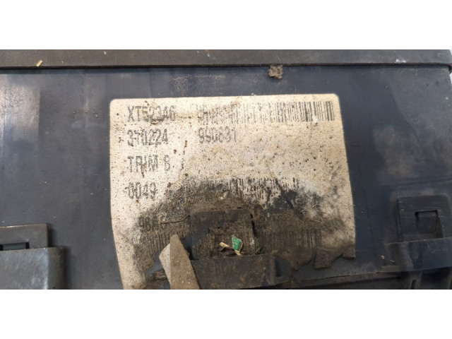 Блок предохранителей  Ford Focus 1 1998-2004         