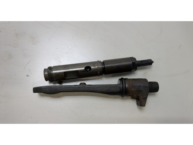 Форсунка топливная Saab 9-5 1997-2005 5342423