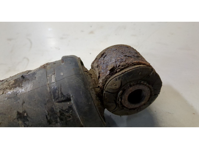 Стойка амортизатора Jeep Liberty 2002-2006