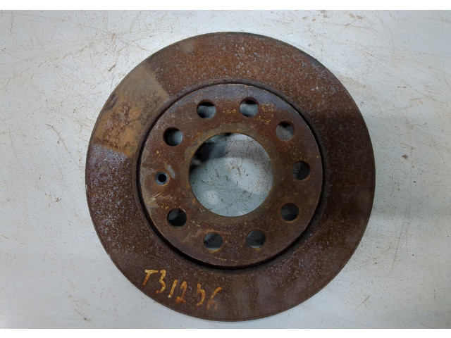 Диск тормозной  Audi A4 (B7) 2005-2007 1.8  задний     8E0615601Q      