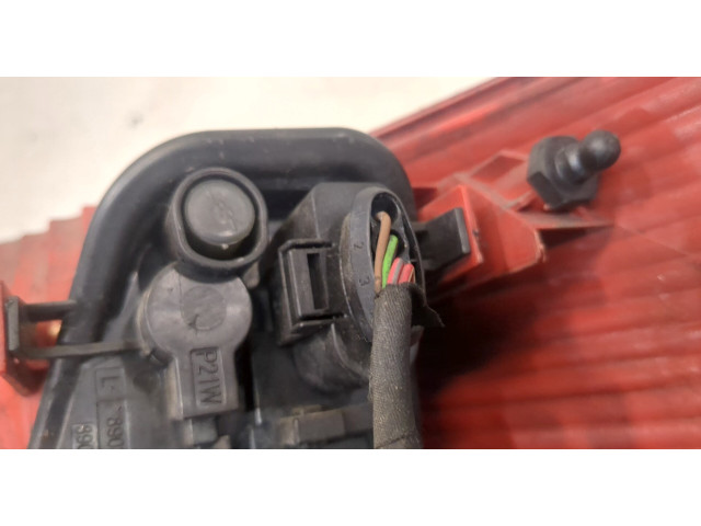 Задний фонарь