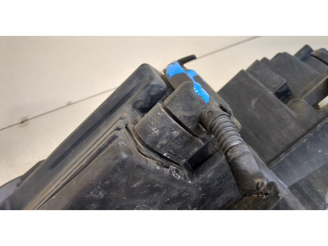 Фара передняя  Volkswagen Passat 7 2010-2015 Европа правая 