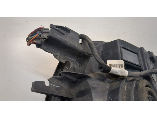 Фара передняя  Infiniti QX56 2004-2010 правая 