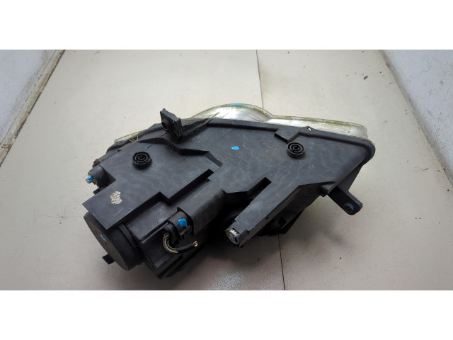 Фара передняя  Volkswagen Passat 6 2005-2010 правая 