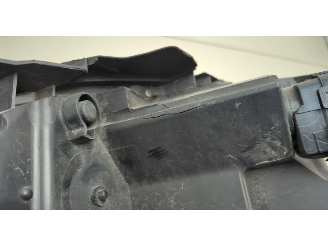 Фара передняя Mazda CX-9 2016-2022 правая