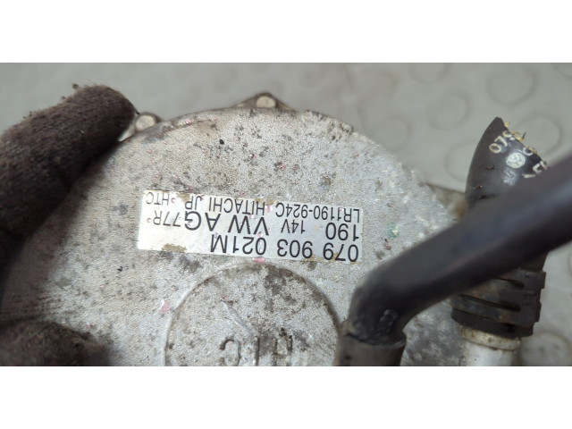 Генератор  Audi Q7 2005-2015       079903021M    