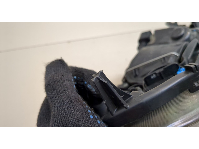 Фара передняя  Volvo XC60 2008-2017 правая 