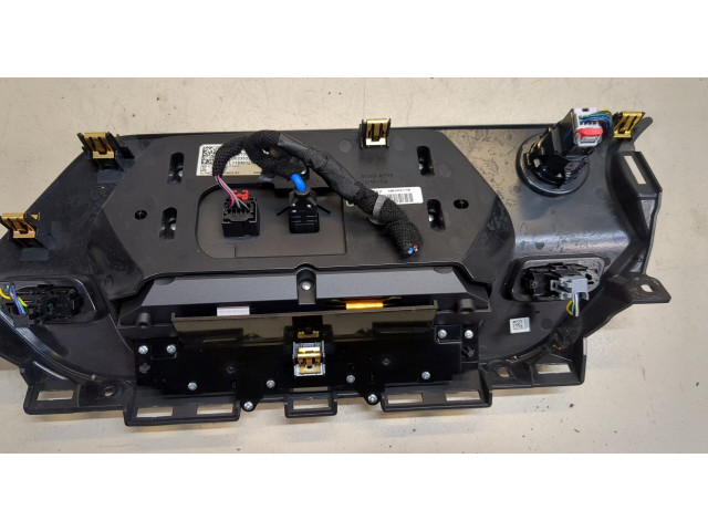 Дисплей мультимедиа  Chevrolet Blazer 2018-2023        