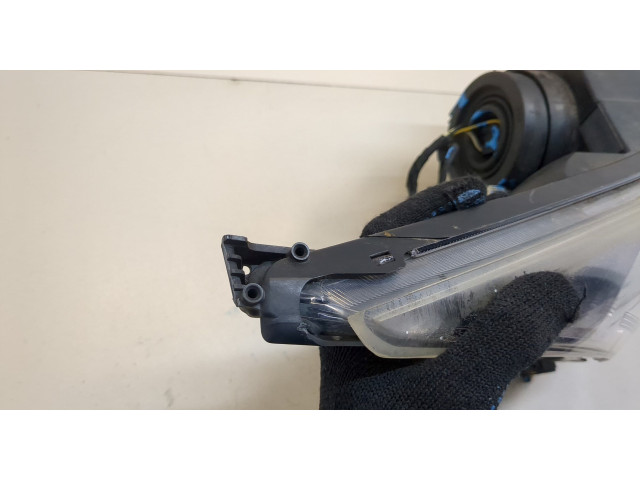 Фара передняя  Chevrolet Cruze 2009-2015 правая 