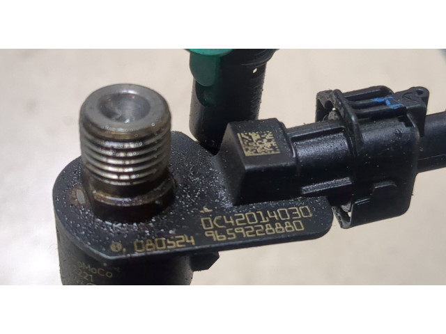 Форсунка топливная  Ford S-Max 2006-2010    0445115025     