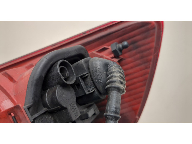 Задний фонарь 4F9945095