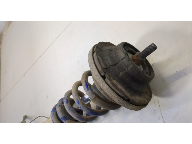 Стойка амортизатора  Volkswagen Transporter 5 2003-2015 7H0413031N, 7E0411105A     