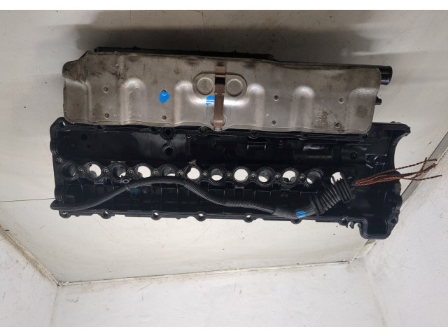 Клапанная крышка двигателя ДВС  BMW X5 E70 2007-2013      