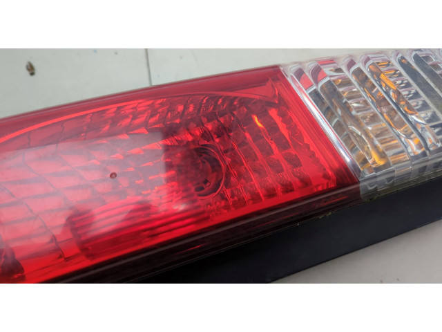 Задний фонарь