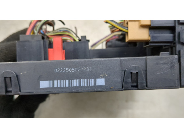 Блок реле  Volkswagen Caddy 2004-2015         