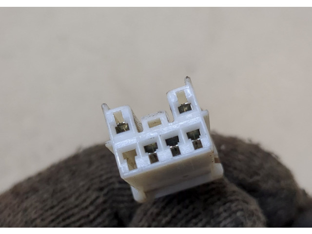 Зеркало боковое Mitsubishi Carisma правое