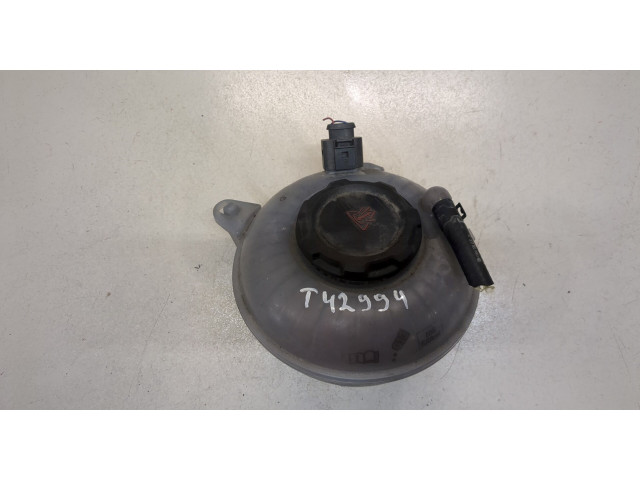 Бачок расширительный Skoda Kodiaq