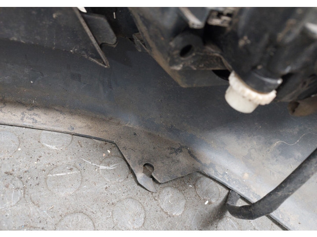 Бампер  Citroen C4 2004-2010 передний   