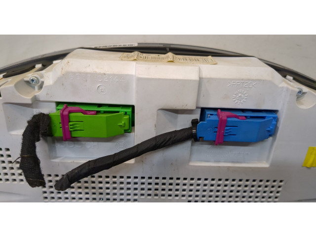 Панель приборов Volkswagen Phaeton 2002-2010