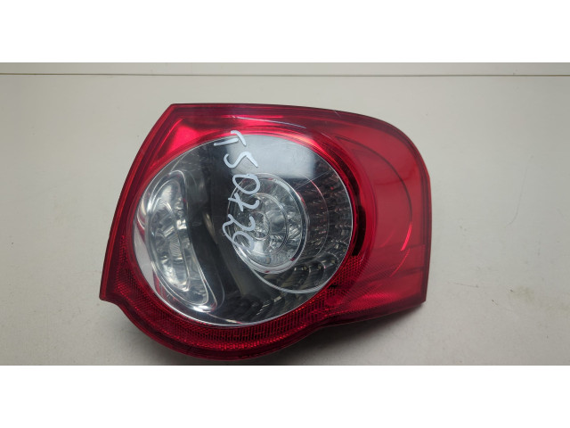 Задний фонарь          