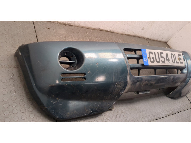 Бампер Mitsubishi Pajero / Montero 2000-2006 передний