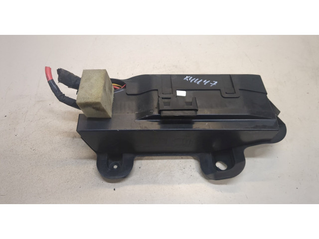 Блок предохранителей  Volvo XC40         1.5