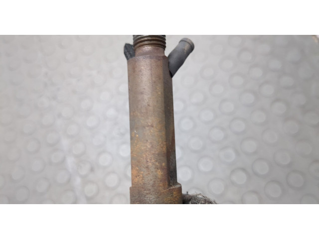 Форсунка топливная Seat Inca 028130202R