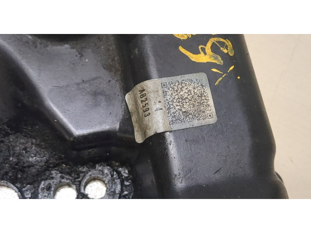 Клапанная крышка двигателя ДВС Mitsubishi Outlander XL 2006-2012 2.3