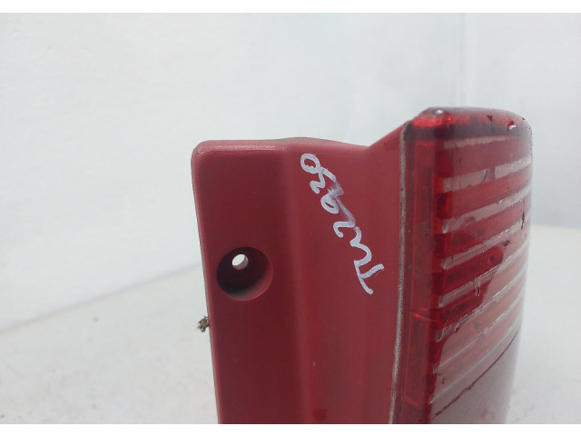 Задний фонарь          