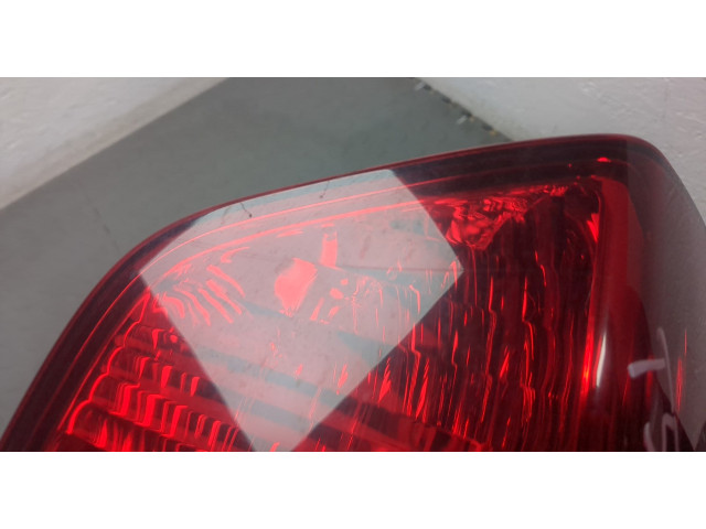 Задний фонарь