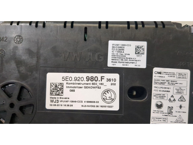 Панель приборов Skoda Octavia (A7) 2017-2021