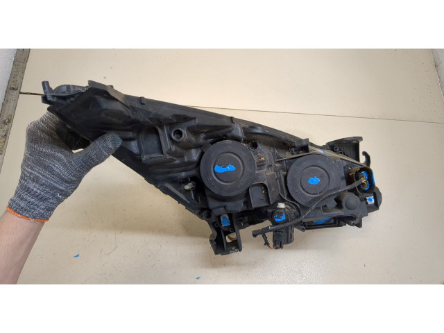 Фара передняя Peugeot 5008 2009-2016 левая